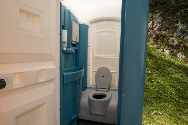 Portable Toilet Options We Offer in Moreauville, LA